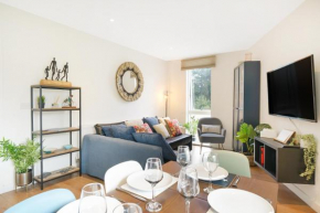 Chic London Apartment Zone 2